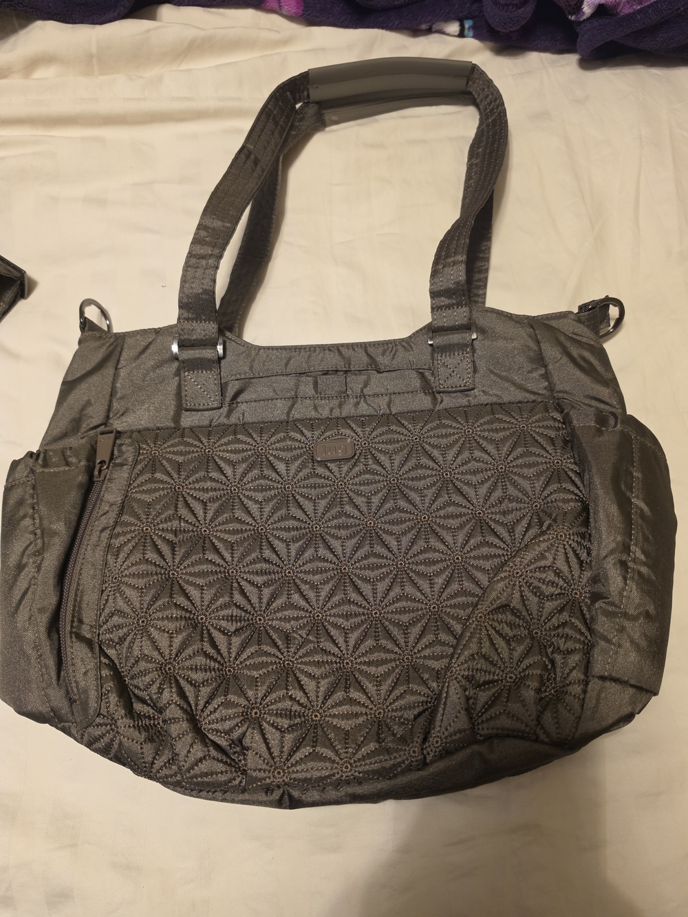 Lug Scuttle In Shimmer Walnut